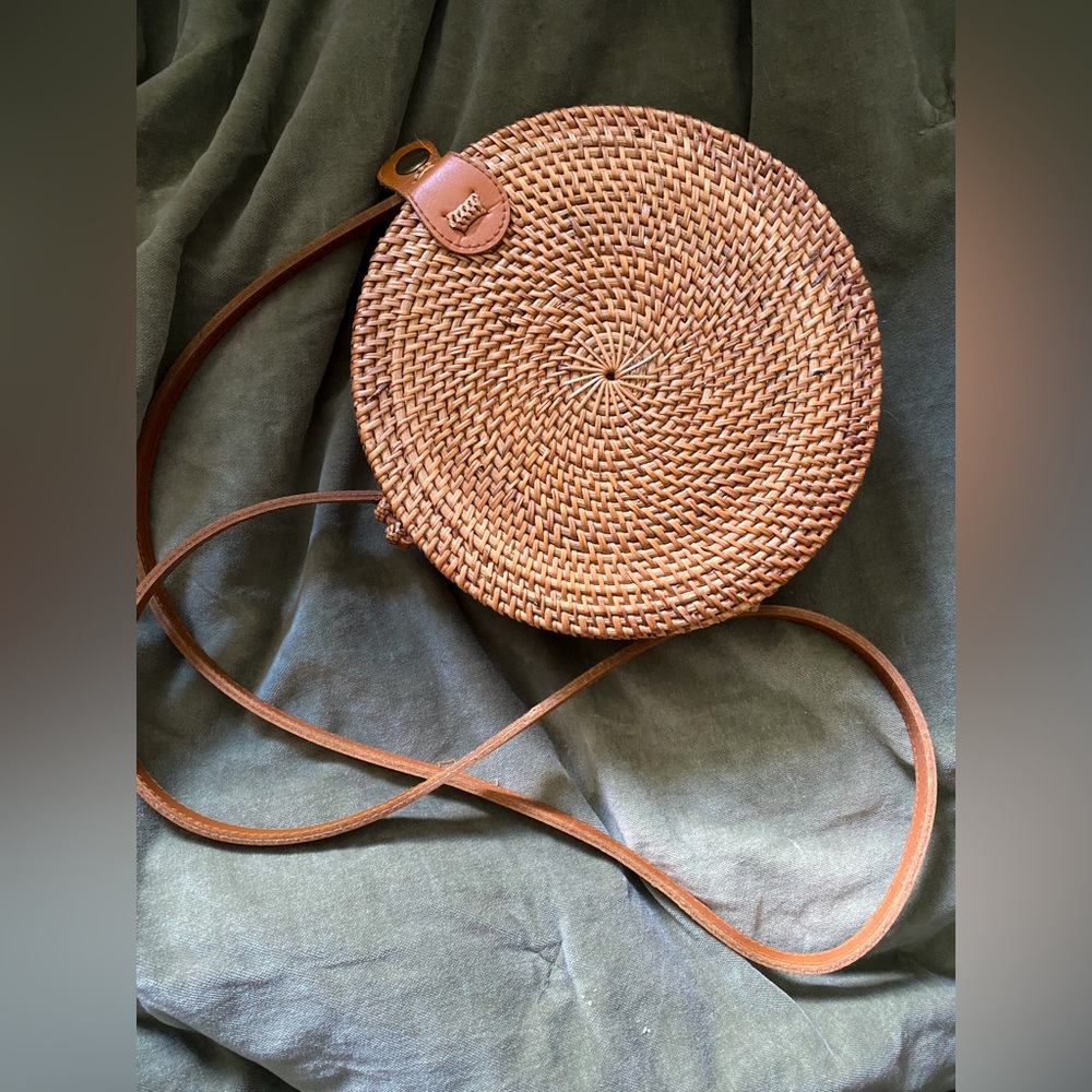 Round Woven Tan Crossbody Bag